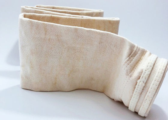 A agulha industrial dos sacos de filtro da poeira da membrana de PTFE perfurou